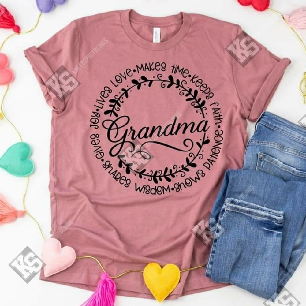 Grandma Tee‎